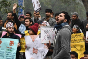 Manifestación contra la ley de ciudadanía, este jueves en Nueva Deli.-SAJJAD HUSSAIN (AFP)