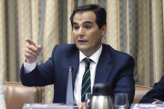 José Antonio Nieto, en la Comisión de Interior del Congreso, en mayo.-/ EFE / EMILIO NARANJO