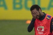 Neymar, en un entrenamiento de la selección brasileña en Granja Comary.-AFP / MAURO PIMENTEL