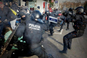 Cargas policiales de los Mossos en Drassanes.-FERRAN NADEU