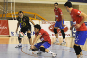 El CMA se la juega esta tarde ante Palma. / V.Guisande-