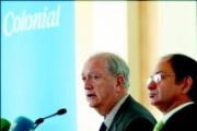 El presidente de Colonial, Juan José Bruguera (izquierda), y el consejero delegado, Pere Viñolas.-RICARD CUGAT