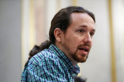 Pablo Iglesias, durante una rueda de prensa, en una foto de archivo-EMILIO NARANJO (EFE)