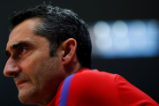 Valverde, en una conferencia de prensa en la ciudad deportiva de Sant Joan Despí.-EFE / ALEJANDRO GARCÍA
