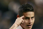 James celebra uno de sus goles.-EFE