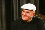 El escritor Wayne Dyer.-DRWAYNERDYER.COM