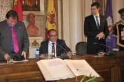 Luis Rey en su primera intervención como presidente de la Diputación.-VALENTÍN GUISANDE