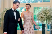 Miranda Kerr y Evan Spiegel posan para Instagram, el día de su boda, el 5 de mayo de 2017.-EL PERIÓDICO (INSTAGRAM)