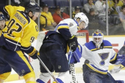 Imagen de archivo de un encuentro de hockey hielo.-AP / MARK HUMPHREY