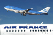 Aviones de Air France y de KLM en el aeropuerto de Ámsterdam. -AFP