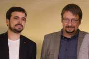 Los líderes de IU, Alberto Garzón, y de En Comú Podem, Xavier Domènech.-AGUSTIN CATALAN