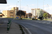 El entorno de la estación de autobuses donde se ubicará uno de los tres puntos limpios móviles. / VALENTÍN GUISANDE-