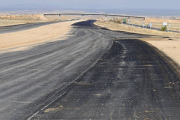 La paralización de las obras de este tramo de la A-15 también está siendo acompañada por la demora en el pago de las expropiaciones. / VALENTÍN GUISANDE-