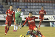 El Numancia fue de menos a más ante un Betis que dio por bueno el empate.-Diego Mayor