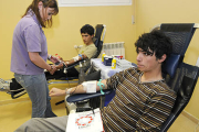 Donación de sangre en Soria, en una imagen de archivo. /  VALENTÍN GUISANDE-