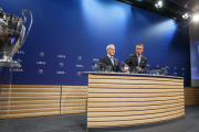 Los responsables de competiciones de la UEFA, en el sorteo de la previa de la Champions en Nyon-SALVATORE DI NOLFI