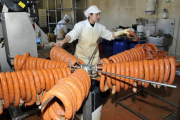 La Hoguera, una empresa agroalimentaria ubicada en San Pedro Manrique, en una imagen de archivo.-VALENTÍN GUISANDE