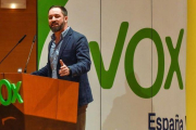 El presidente de Vox, Santiago Abascal, en un acto de su partido en Bilbao, el pasado mes de noviembre.-EL PERIÓDICO