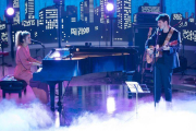Amaia y Alfred, durante una de sus actuaciones en el especial de La 2 Amaia, Alfred y amigos-EL PERIÓDICO