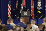 Trump anuncia su estrategia en Afganistán, el lunes 21 de agosto-REUTERS / JOSHUA ROBERTS