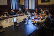 Reunión de la Mesa del Parlament, presidida por Carme Forcadell, para debatir la propuesta de resolución presentada por Junts pel Sí y la CUP.-CARLOS MONTAÑÉS