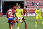 Markel, titular en las primeras jornadas en el lateral derecho, será la gran novedad del Numancia esta noche en La Rosaleda.-Luis Ángel Tejedor