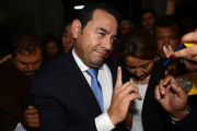 Jimmy Morales, el presidente electo de Guatemala, celebra su victoria.-AP / OLIVER DE ROS