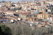 Edificios en el casco antiguo-Valentín Guisande