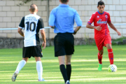 Juanma durante el encuentro amistoso ante el Burgos.-ÁLVARO MARTÍNEZ