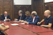 Reunión ayer del subdelegado con el comité ejecutivo de la patronal soriana.-HDS