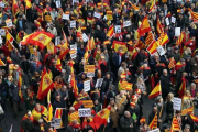 Los manifestantes se han dirigido hacia la plaza Sant Jaume.-EFE