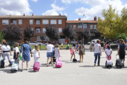 Imagen de archivo de escolares en un inicio del curso.-VALENTÍN GUISANDE