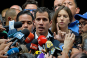 Juan Guaidó el autoproclamado presidente de Venezuela en rueda de prensa.-AFP