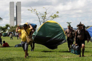 Indígenas de todo Brasil instalan el Campamento Tierra Libre.-EFE