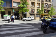 Paso de peatones de la avenida de Valladolid. ÁLVARO MARTÍNEZ-