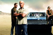 Paul Walker, Vin Diesel, Jordana Brewster y Michelle Rodríguez, en una imagen promocional de 'Fast & Furious 5'.-