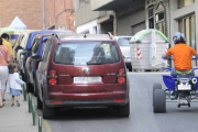 Moto circulando por la capital soriana. / V. G.-