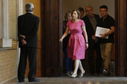 La presidenta del Parlament, Carme Forcadell, a su llegada a la reunión de la Mesa de este miércoles-ALBERT BERTRAN