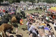 Salida de los corrrales de Cañada Honda-Luis Ángel Tejedor