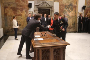 Carles Puigdemont y Josep Lluís Trapero, en una imagen de archivo.-DANNY CAMINAL