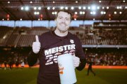 Óscar García celebra el título.-TWITTER
