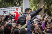 Pedro Sánchez en el inicio de su gira en Xirivella (Valencia).-MIGUEL LORENZO