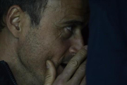 Luis Enrique, en el banquillo de El Molinón durante el partido con el Sporting.-AFP / MIGUEL RIOPA