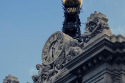Detalle de la fachada del Banco de España en la Plaza de Cibeles, en Madri-/ AGUSTIN CATALAN