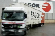 Un camión de la empresa Fagor.-