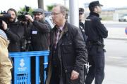 El excontable de Nóos Marco Antonio Tejeiro, a su llegada esta mañana a la Escuela Balear de la Administración Pública (EBAP), donde se celebra la quinta jornada del juicio por el caso Nóos. La Audiencia de Palma juzga en este caso a la infanta Cristina; -