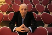 Andrés Aberasturi, en la biblioteca Agustí Centelles.-ELISENDA PONS