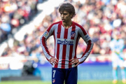 El atlético Joao Félix se lamenta tras una jugada en el partido ante el Leganés.-EFE