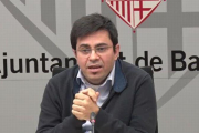 El gobierno municipal no ha valorado aún si abrirá el ayuntamiento.-ACN / PATRICIA MATEOS