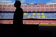 Bartomeu, en el palco del Camp Nou, tras una entrevista con EL PERIÓDICO.-JULIO CARBÓ
